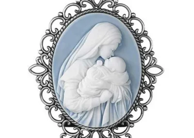 Desk Stand-Mothers Kiss