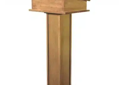 Lectern with Shelf (61706)