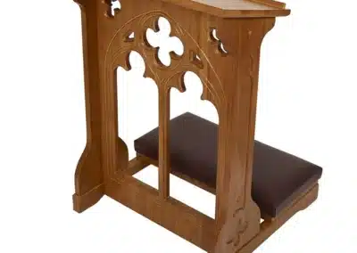 Windsor Collection Kneeler - Medium Oak