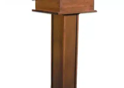 Lectern with Shelf (LC908)