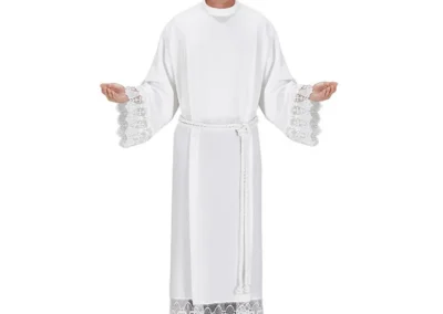 San Clement Collection Roll Collar Alb