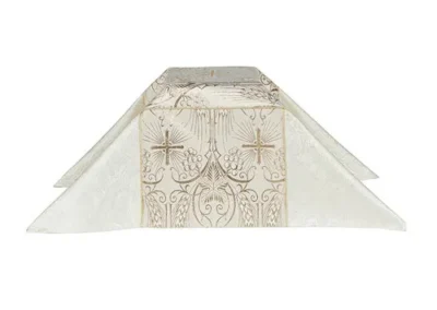 Chartres Collection Urn Pall