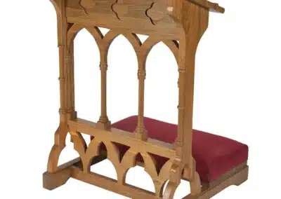 Gothic Padded Kneeler (TS990)