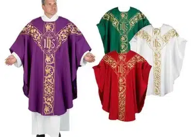 Embroidered Chasuble Set/4