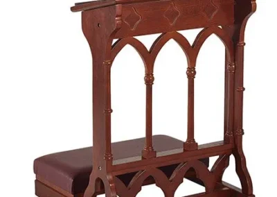 Gothic Padded Kneeler (YC990)