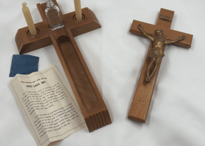 Vintage Catholic Sick Call Crucifix Set – Max F. Rutecki Funeral Director, Buffalo, NY – Complete c. 1945–1960: AHZ0004-3