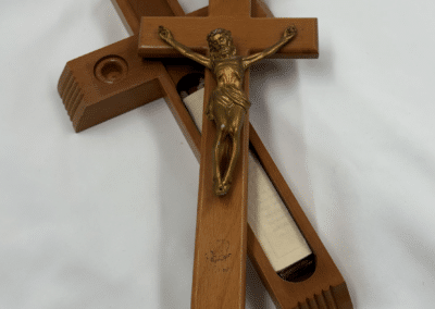Vintage Catholic Sick Call Crucifix Set – Max F. Rutecki Funeral Director, Buffalo, NY – Complete c. 1945–1960: AHZ0004-4