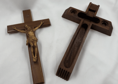 Compartment – Walnut-Tone Hardwood & Bronze Corpus – c. 1955–1975:AHZ0011