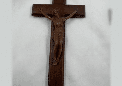 Vintage Catholic Sick Call Crucifix with Holy Water Bottle & Candles – Hardwood Last Rites Crucifix – c. 1955–1970:AHZ0012-10