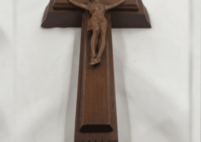 Vintage Catholic Sick Call Crucifix with Holy Water Bottle & Candles – Hardwood Last Rites Crucifix – c. 1955–1970:AHZ0012-3