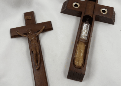 Vintage Catholic Sick Call Crucifix with Holy Water Bottle & Candles – Hardwood Last Rites Crucifix – c. 1955–1970:AHZ0012