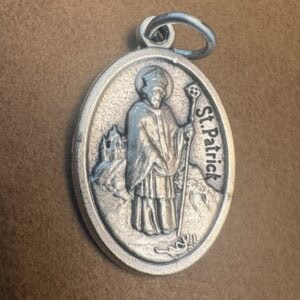 Saint Patrick Medal Silver-Plated ZAMAC 1"