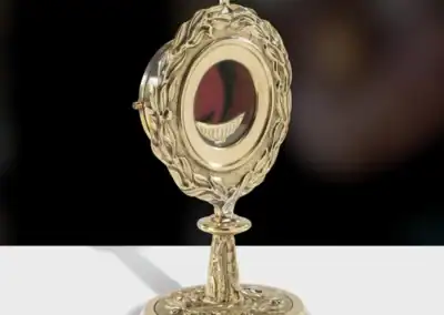 Monstrance with Removable Luna – 24kt Gold-Plated Brass