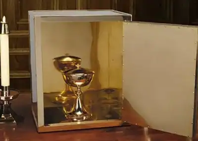 Chalice & Host Brass Tabernacle – High-Polished Solid Brass